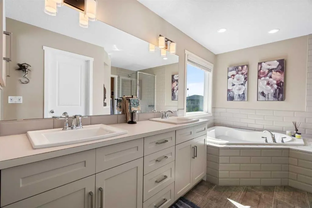 21 Walden Way SE