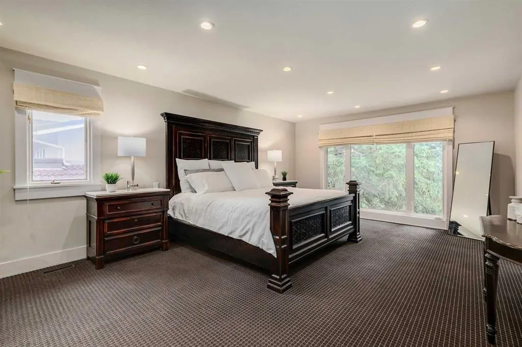 116 Bay View Drive SW