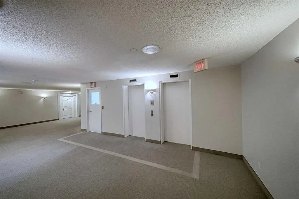 200 Lincoln Way SW, #306