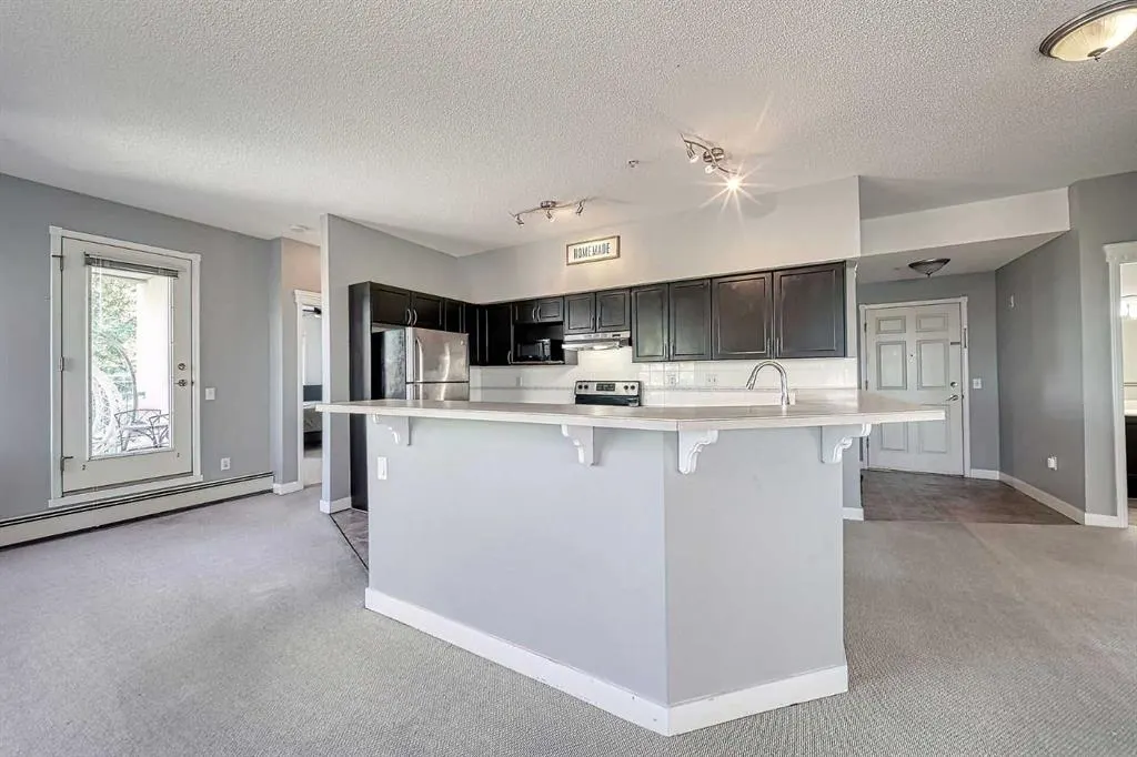 200 Lincoln Way SW, #306