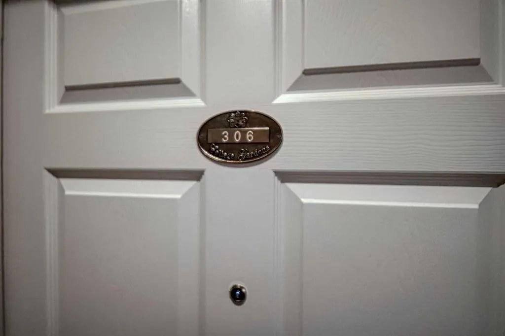 200 Lincoln Way SW, #306