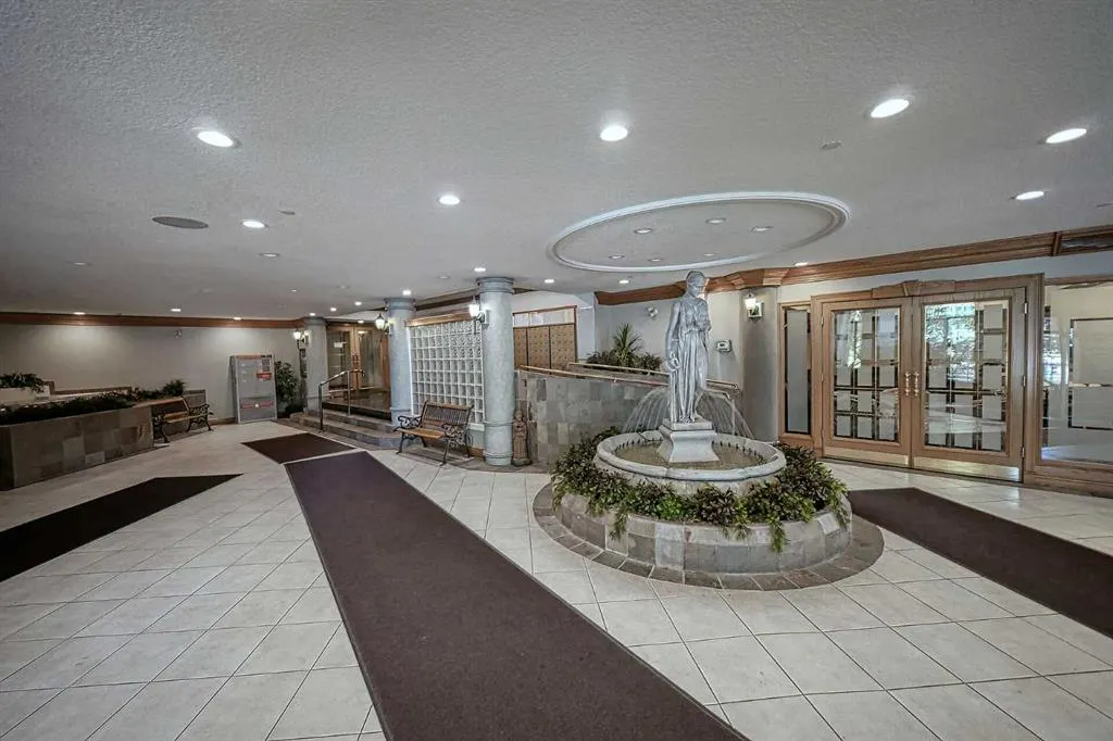 200 Lincoln Way SW, #306