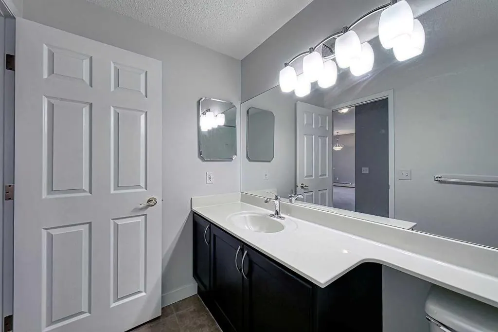 200 Lincoln Way SW, #306