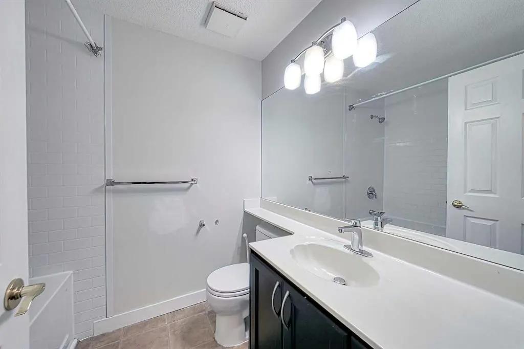 200 Lincoln Way SW, #306