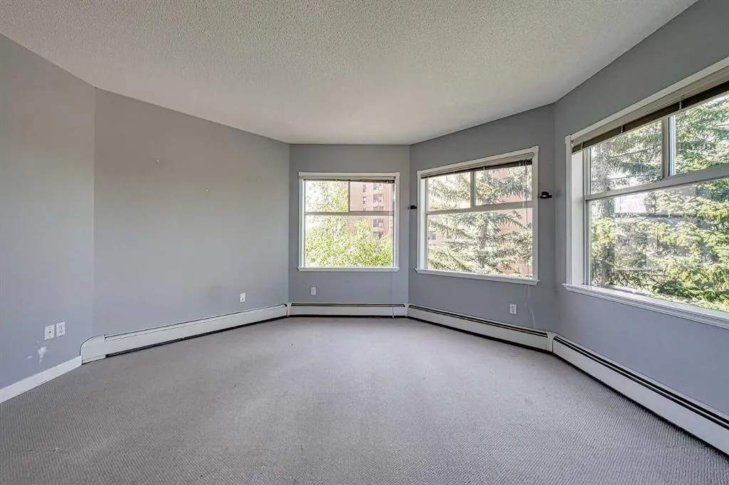 200 Lincoln Way SW, #306