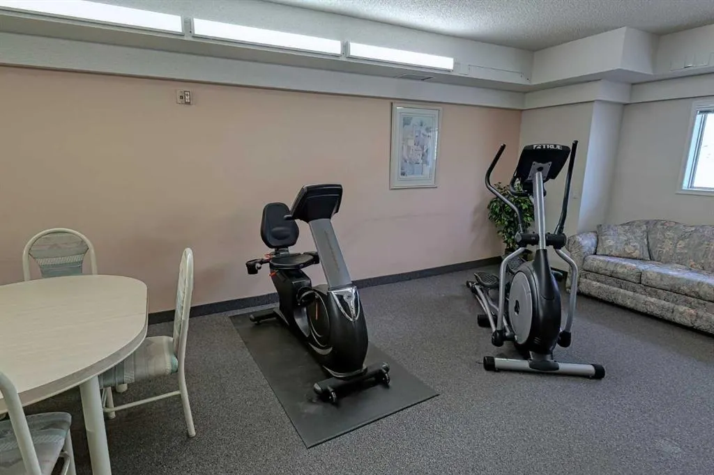 200 Lincoln Way SW, #306