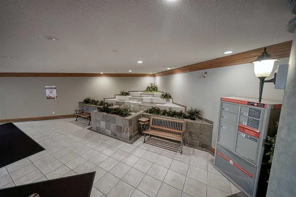 200 Lincoln Way SW, #306