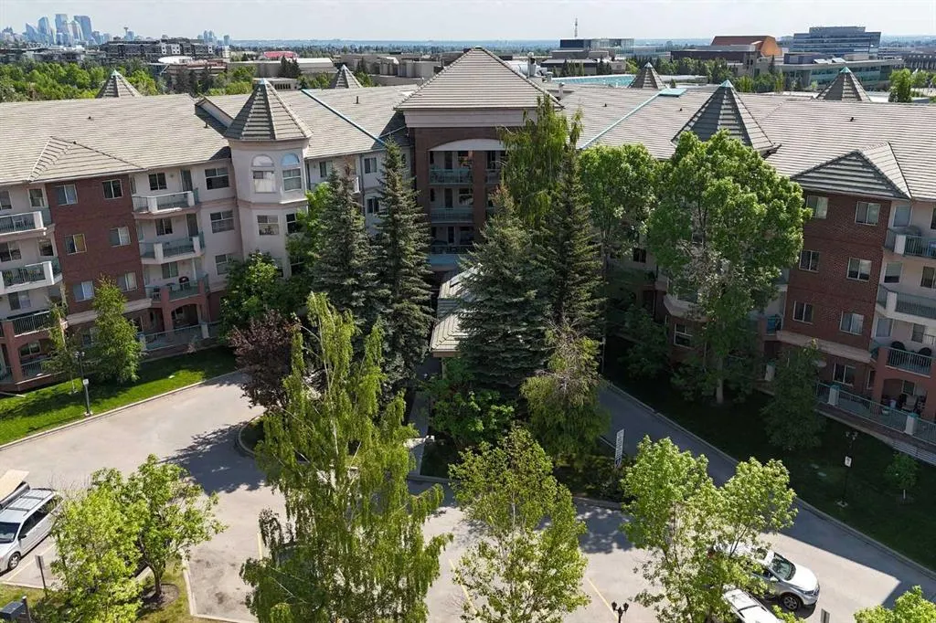 200 Lincoln Way SW, #306