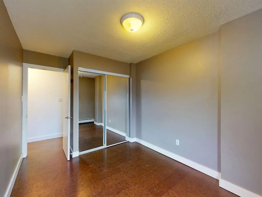 715 15 Avenue SW, #301