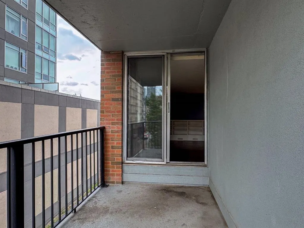 715 15 Avenue SW, #301