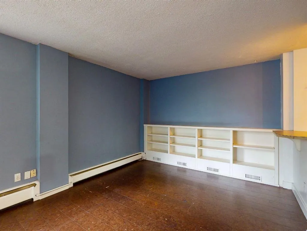 715 15 Avenue SW, #301