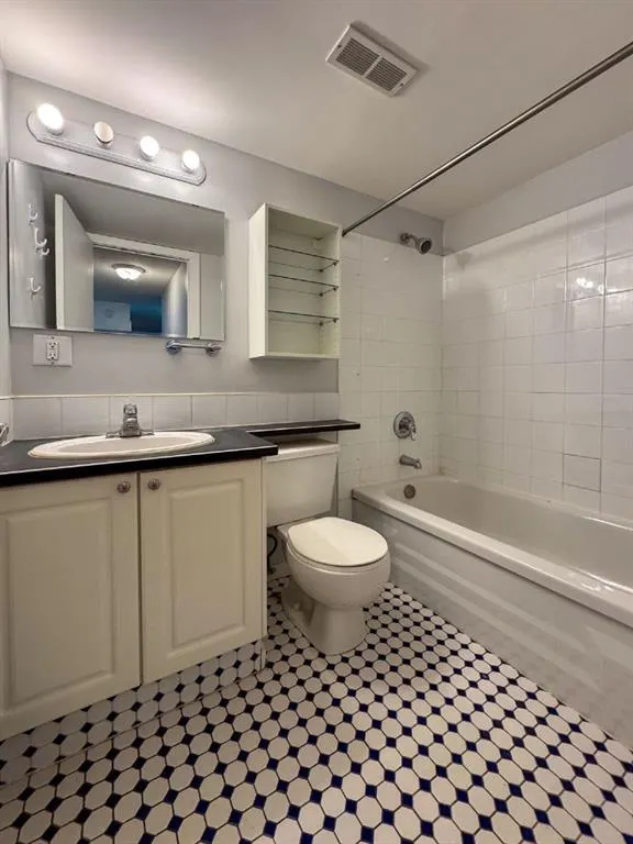 715 15 Avenue SW, #301