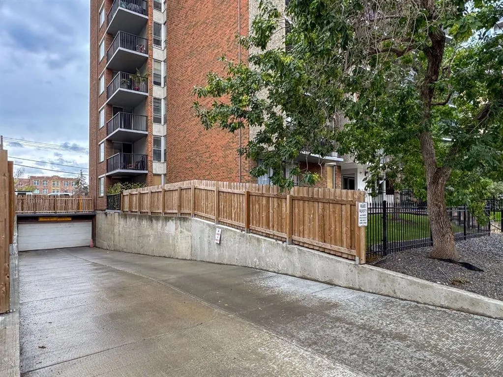 715 15 Avenue SW, #301