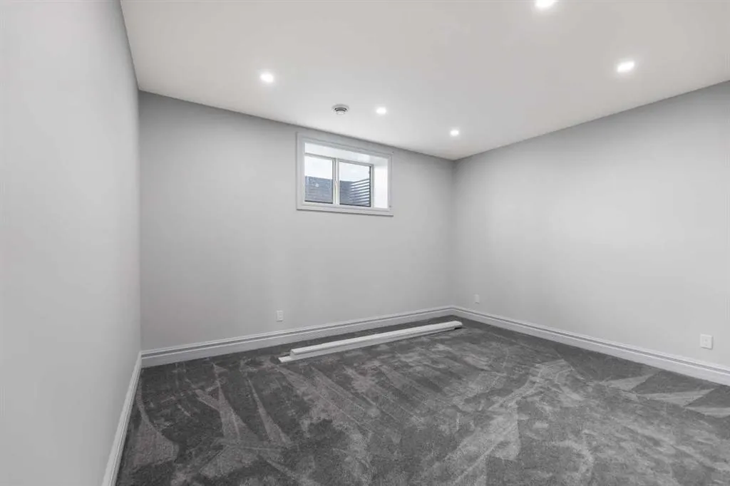 56 Aventerra Way