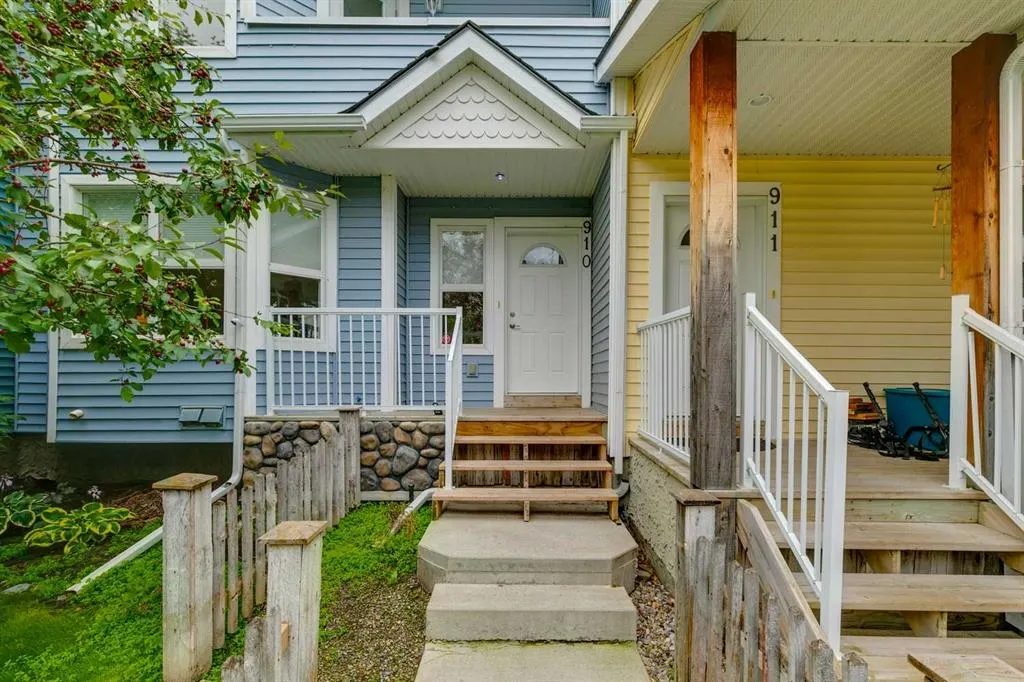 910 Prairie Sound Circle NW