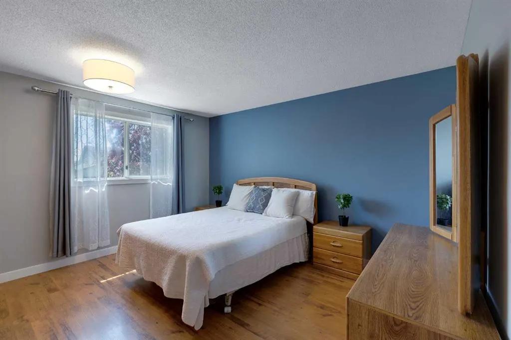 84 Everglade Drive SE