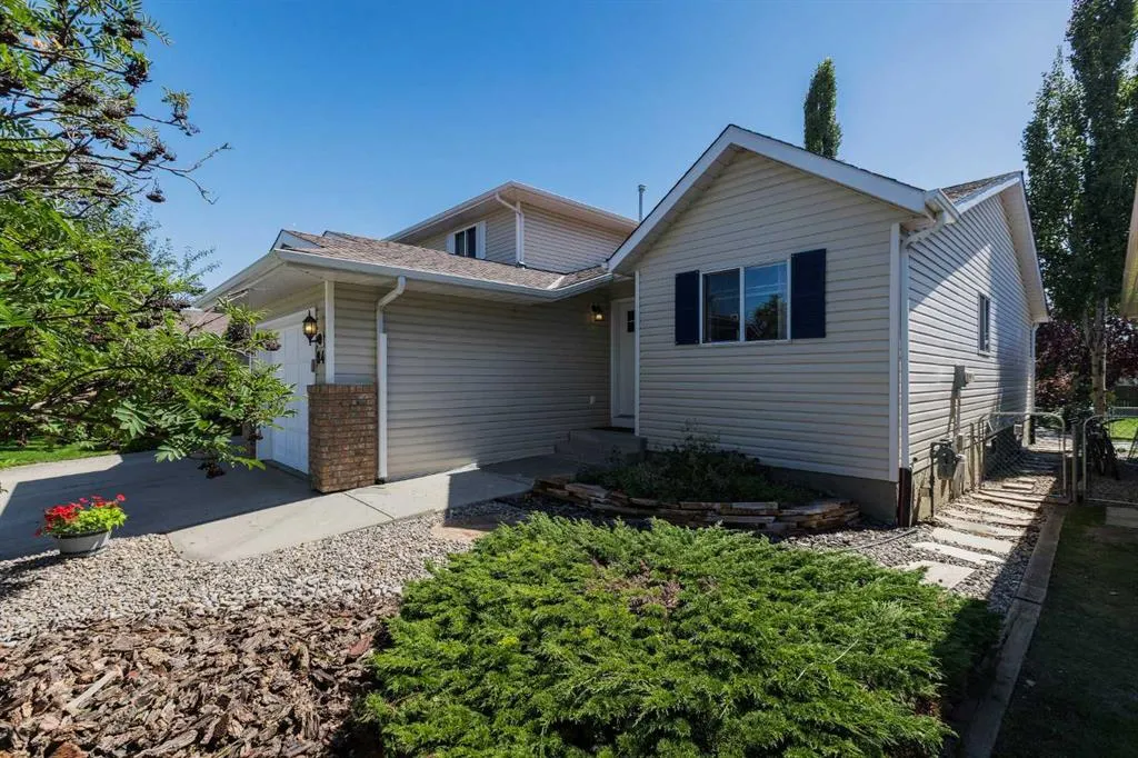 84 Everglade Drive SE