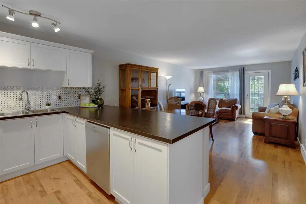 84 Everglade Drive SE