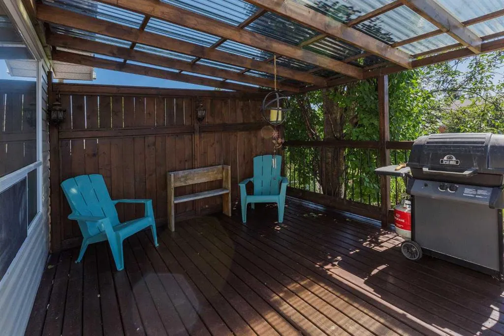 84 Everglade Drive SE