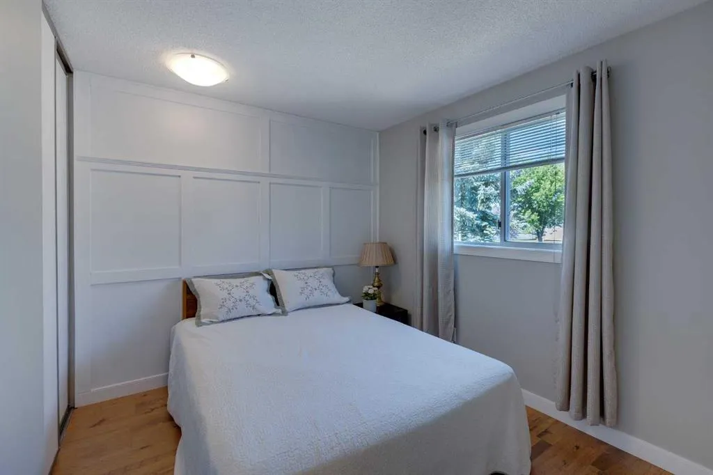 84 Everglade Drive SE