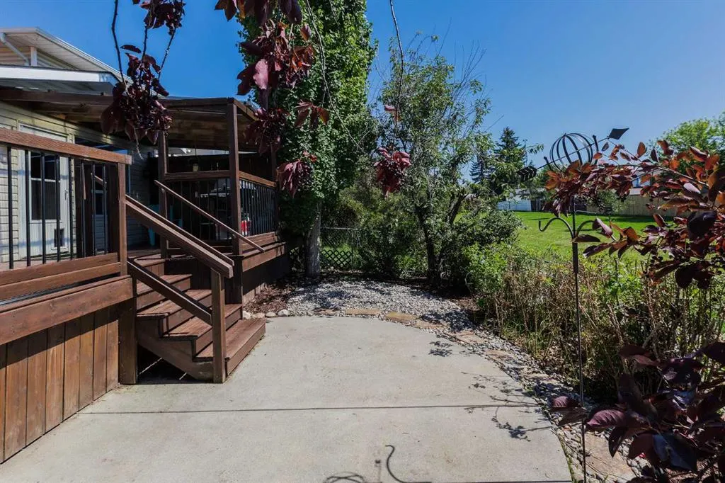 84 Everglade Drive SE