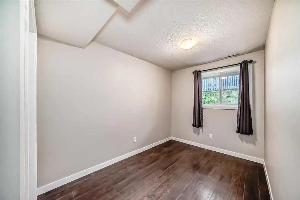 4547 7 Avenue SE, #3