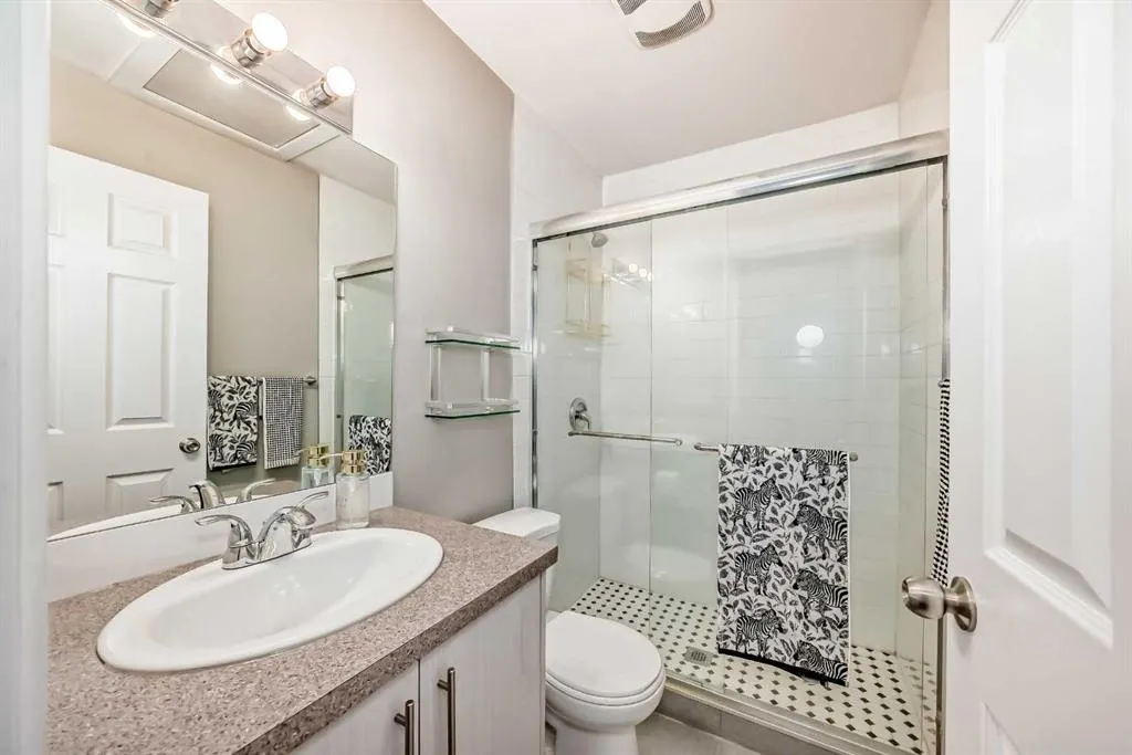 4547 7 Avenue SE, #3