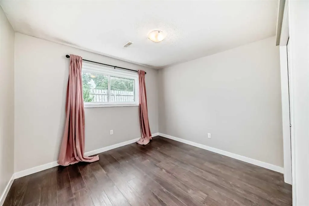 4547 7 Avenue SE, #3