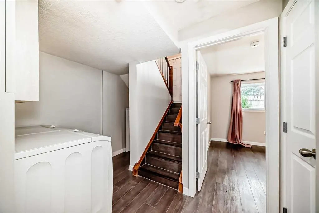 4547 7 Avenue SE, #3