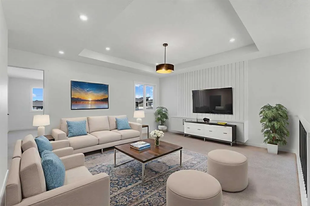 348 Waterford Grove