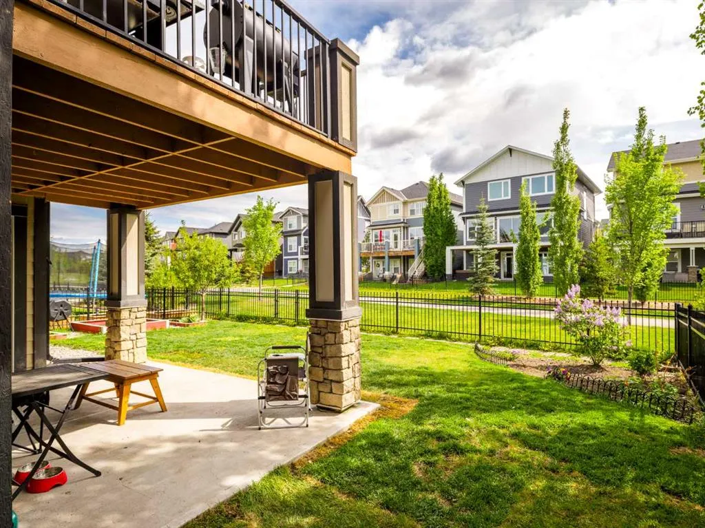 84 Sunset Manor