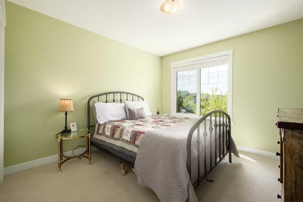 84 Sunset Manor