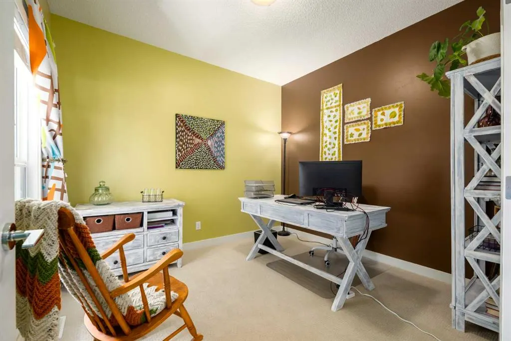 84 Sunset Manor