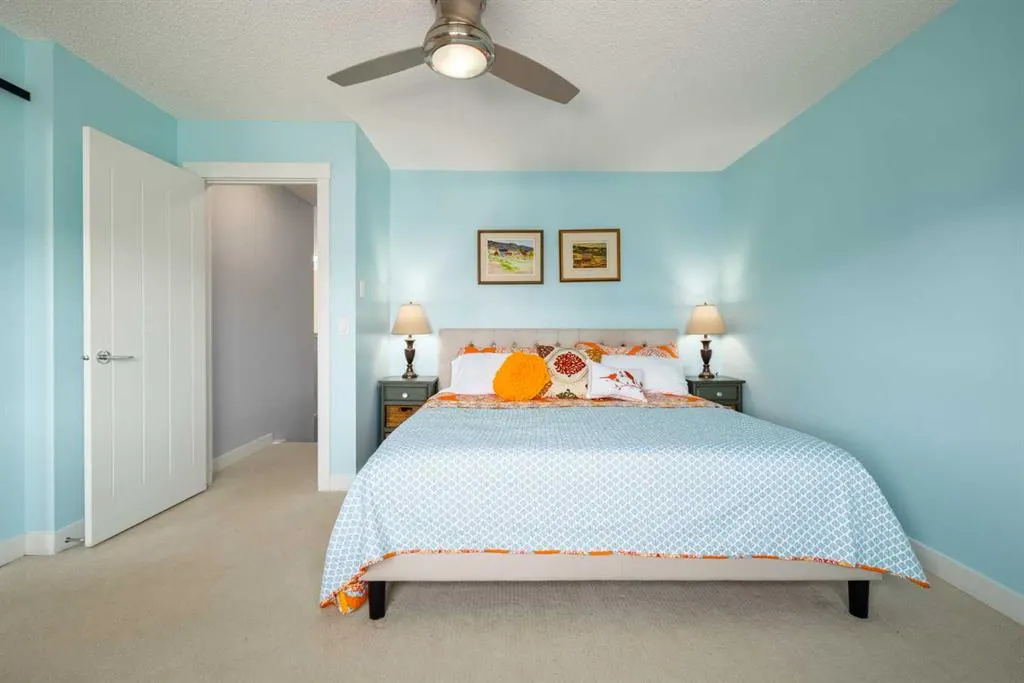 84 Sunset Manor