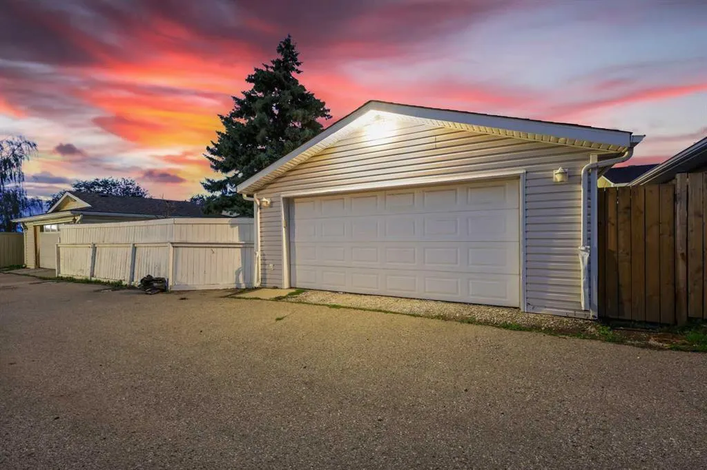 147 Whitehorn Road NE