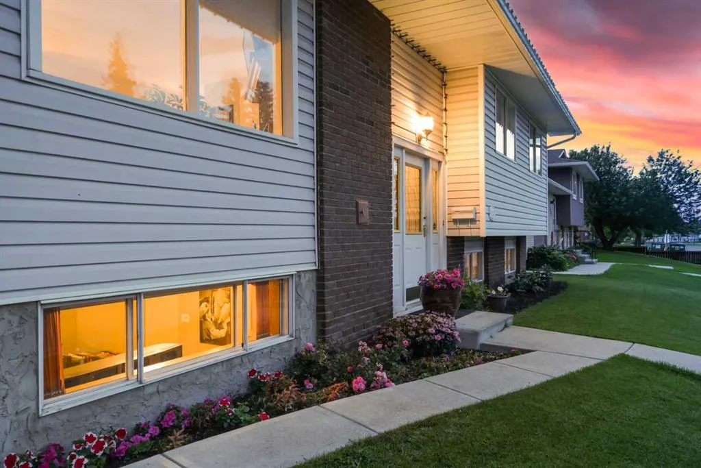 147 Whitehorn Road NE