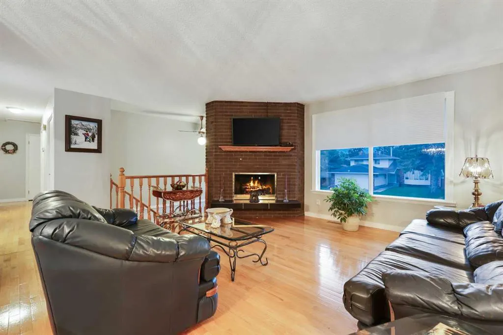 147 Whitehorn Road NE