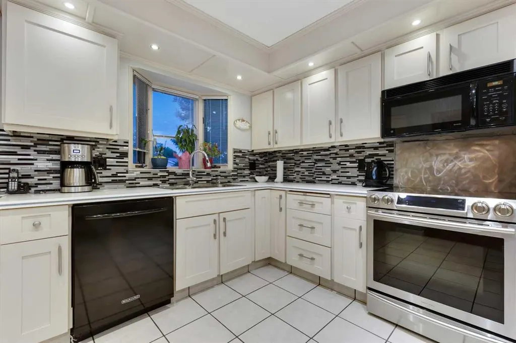 147 Whitehorn Road NE