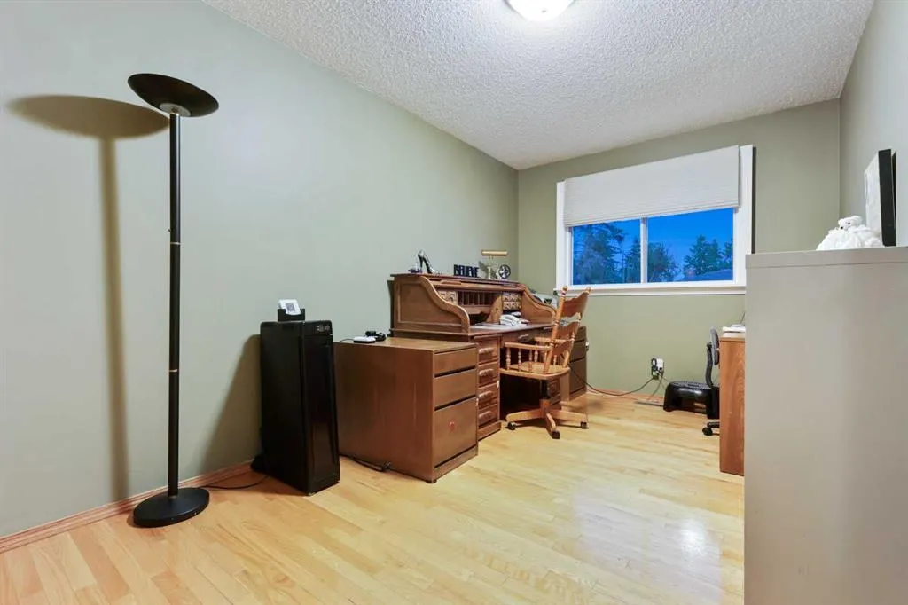 147 Whitehorn Road NE