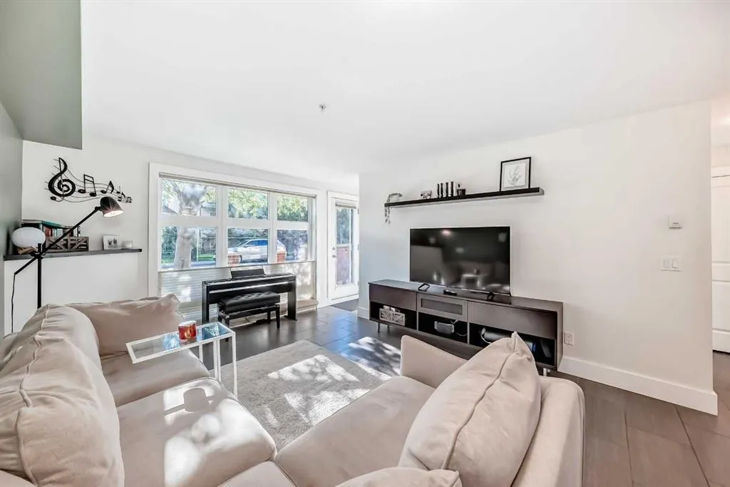 725 4 Street NE, #104