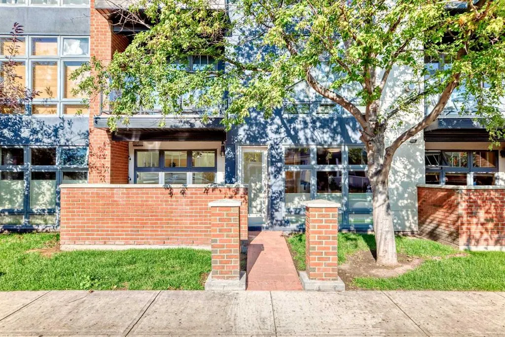 725 4 Street NE, #104
