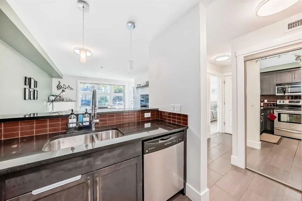 725 4 Street NE, #104