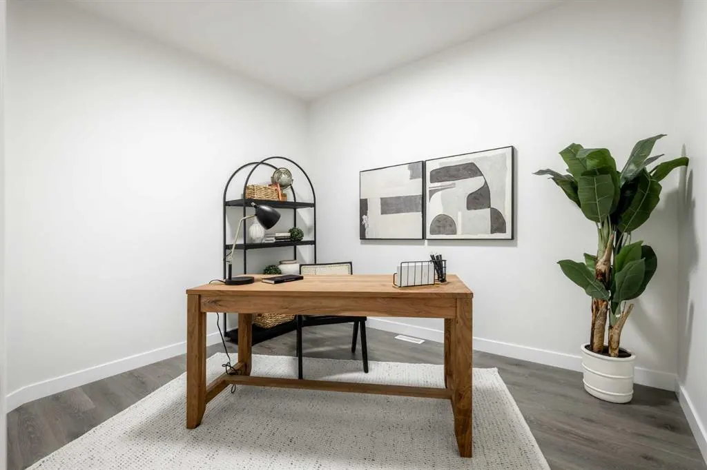 93 Sora Gardens SE