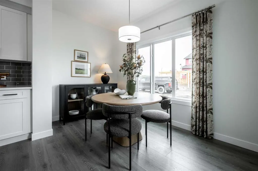 93 Sora Gardens SE