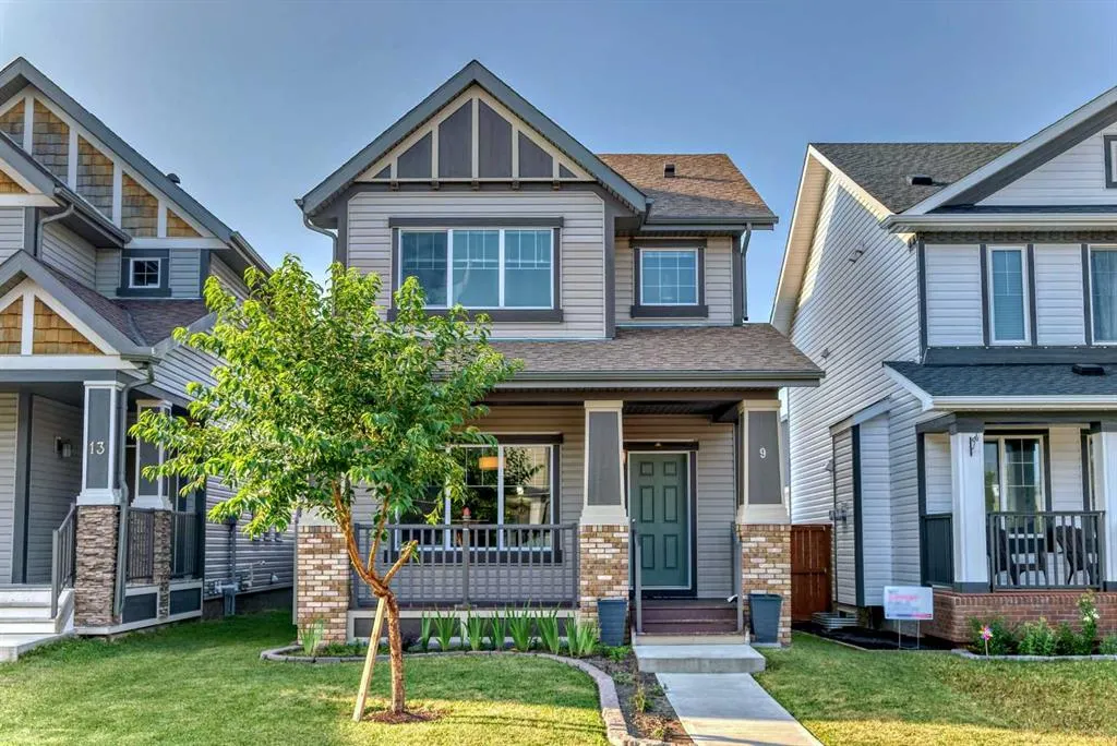 9 Copperpond Avenue SE