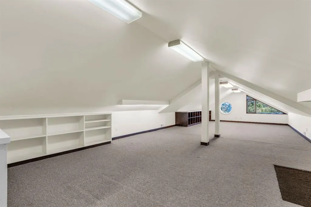 237 Escarpment Drive