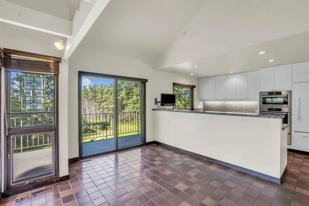 237 Escarpment Drive
