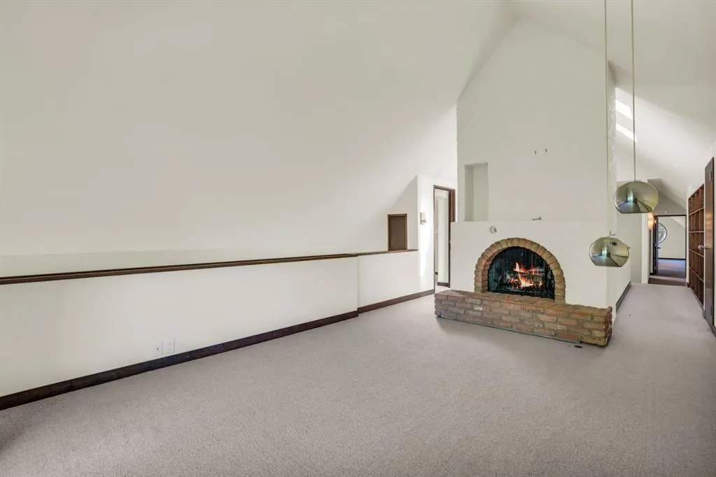 237 Escarpment Drive