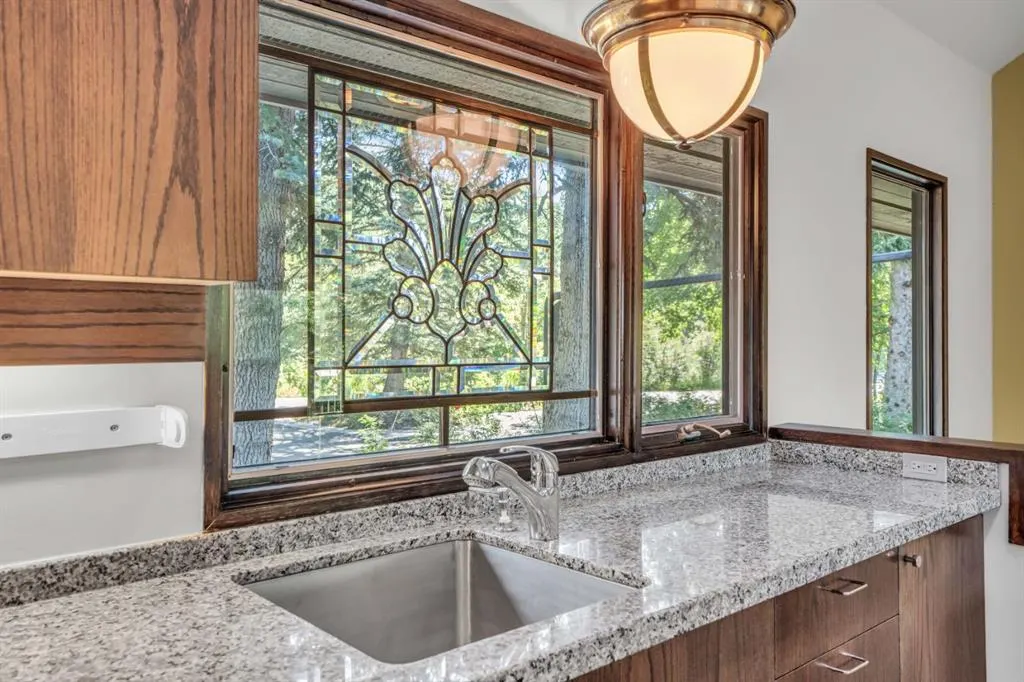 237 Escarpment Drive