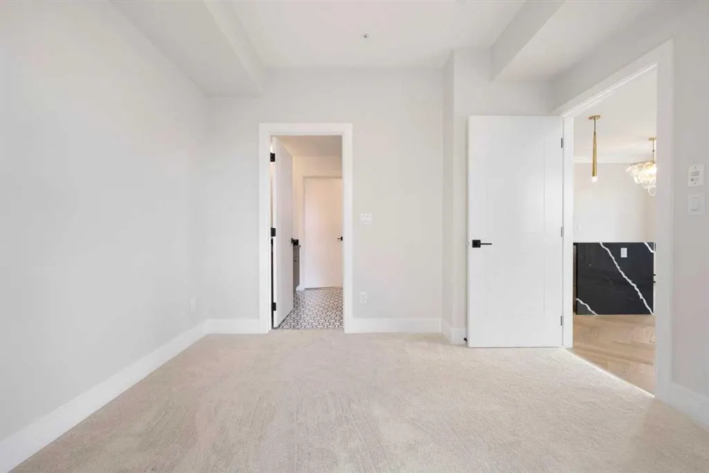 4270 Norford Avenue NW, #1212